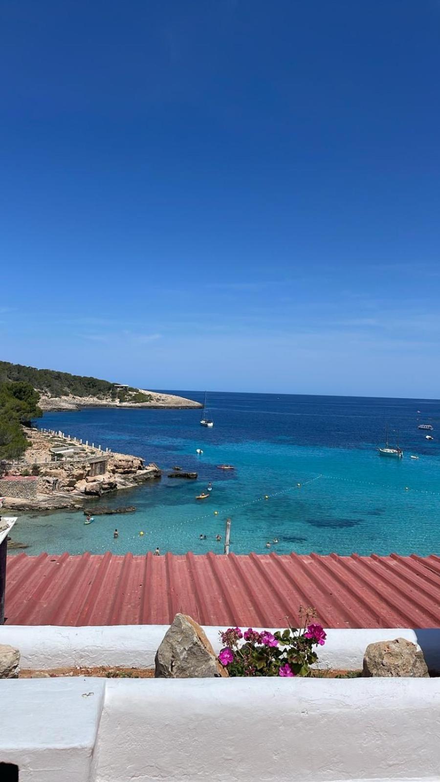 Es Grop Apartamentos Portinatx Dış mekan fotoğraf