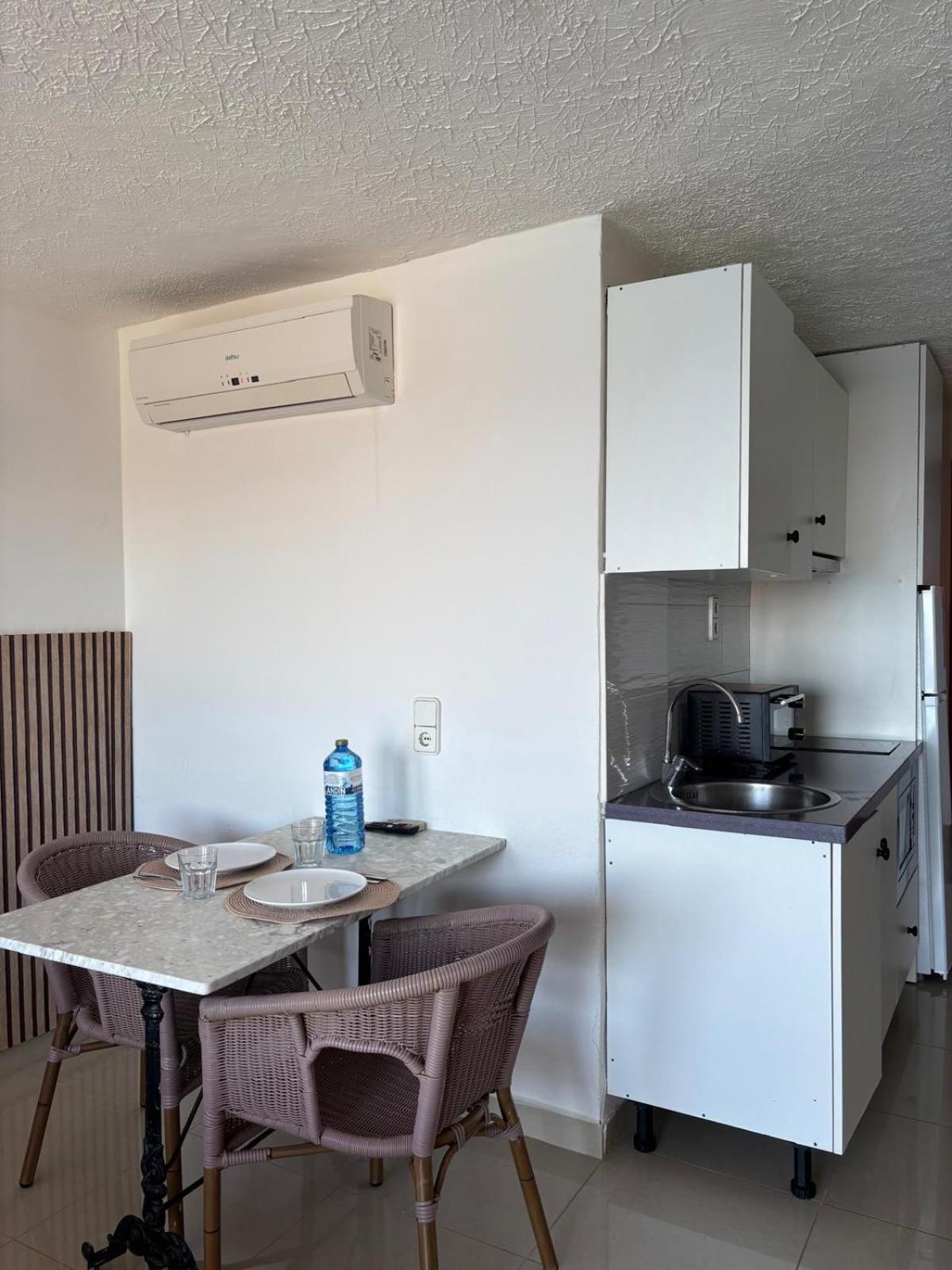 Es Grop Apartamentos Portinatx Dış mekan fotoğraf
